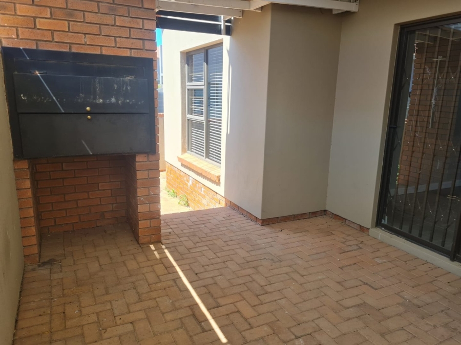 3 Bedroom Property for Sale in Wild Olive Estate Free State